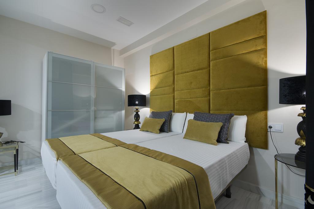 Suites Gran Via Capilla Real グラナダ エクステリア 写真