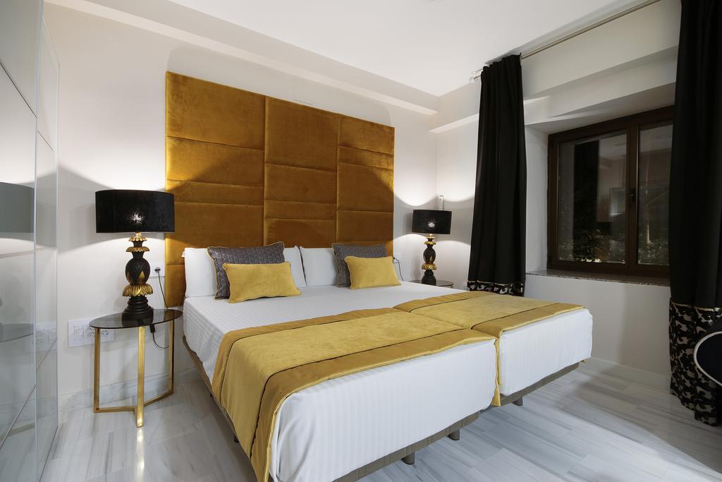 Suites Gran Via Capilla Real グラナダ エクステリア 写真