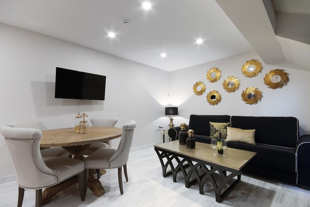 Suites Gran Via Capilla Real グラナダ エクステリア 写真