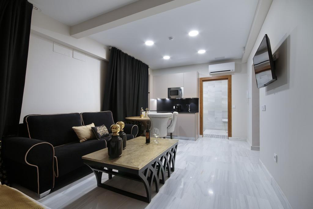 Suites Gran Via Capilla Real グラナダ エクステリア 写真